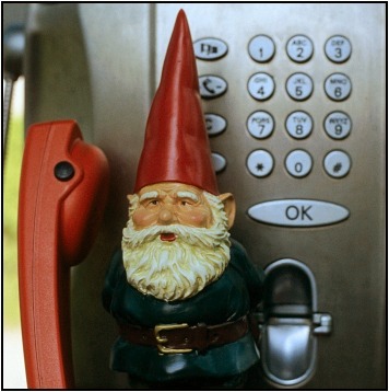 Gnomo al telefono