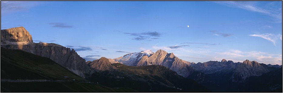 Dolomiti - Marmolada al tramonto (pano)